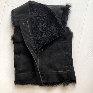 Burberry sheepskin vest size 2